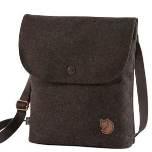 Fjallraven Brown Shoulder Bag with Iconic Design